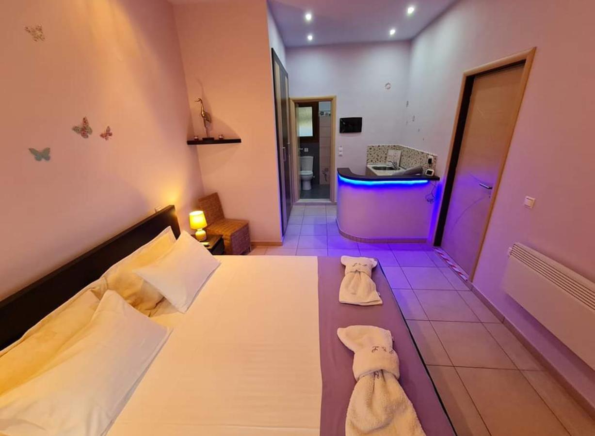 Loukia'S Studios And Apartments Paramonas  المظهر الخارجي الصورة